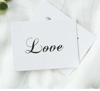50 stk guldbogstaver tak tak til bryllupsfødselsdag specielt til dig lille dekoration skrivbart lykønskningskort 6 x 8c: Kærlighed