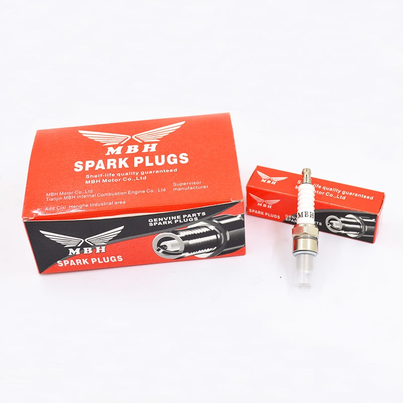 4pcs/lot Motorcycle Spark Plug B7TC for CR7E CR7EIX CPR7EA-9 CPR8EA-9 CPR8EAIX-9 96067 CR8E CR8EIX IU24 IU22 UR4DC UR6DE PRG6HCC