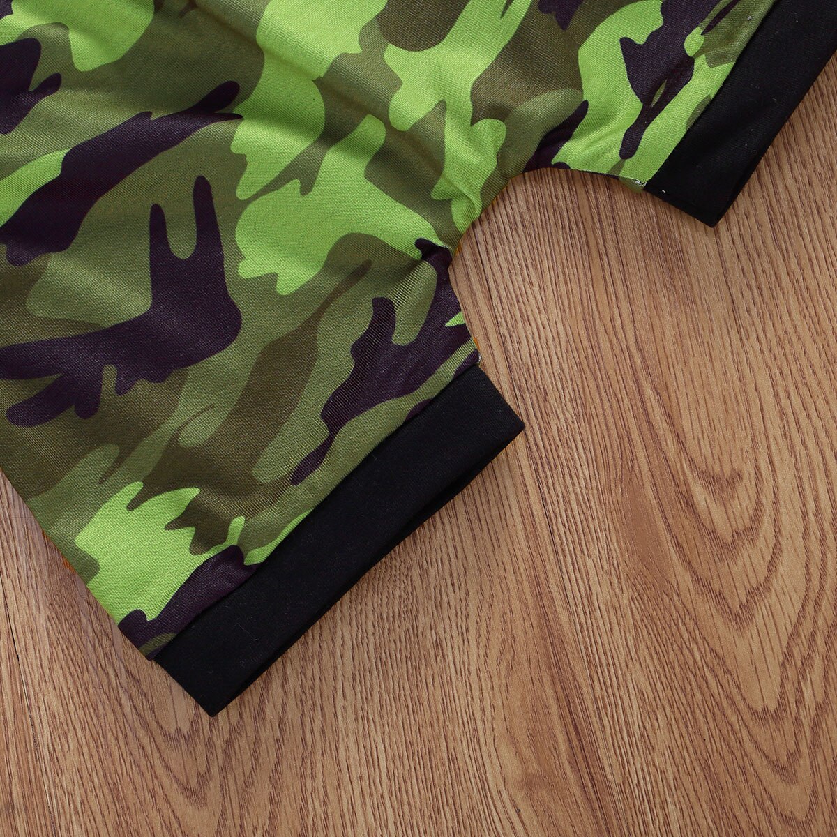 6m-3 år baby drenge sommertøj sæt ærmeløs brev print tank top og camouflage shorts sæt