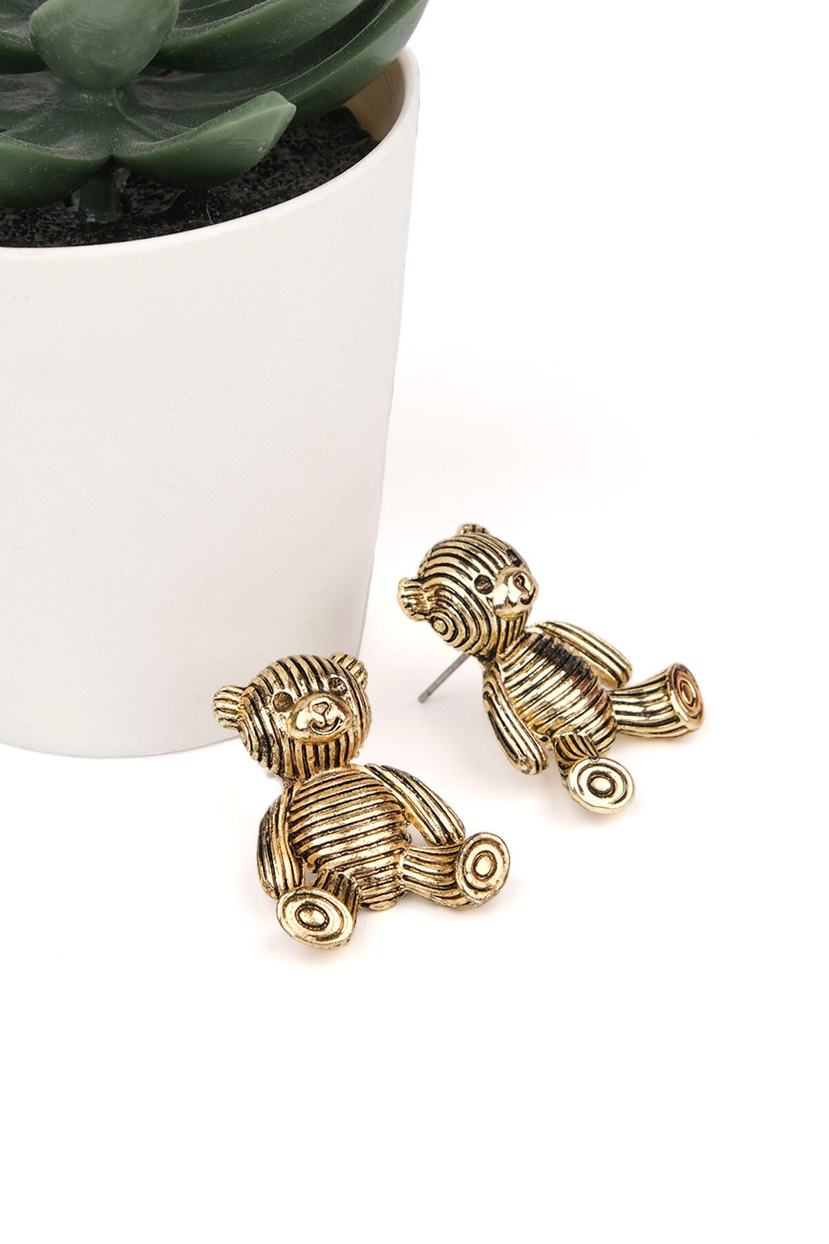 Marjin Women Gold Color Striped Pattern Teddy Bear Earrings