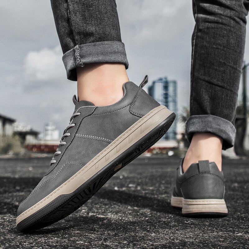 Męskie obuwie PU skórzane Skateboarding czarne buty trampki gruba podeszwa buty z cholewami męskie buty sportowe Zapatillas Hombre