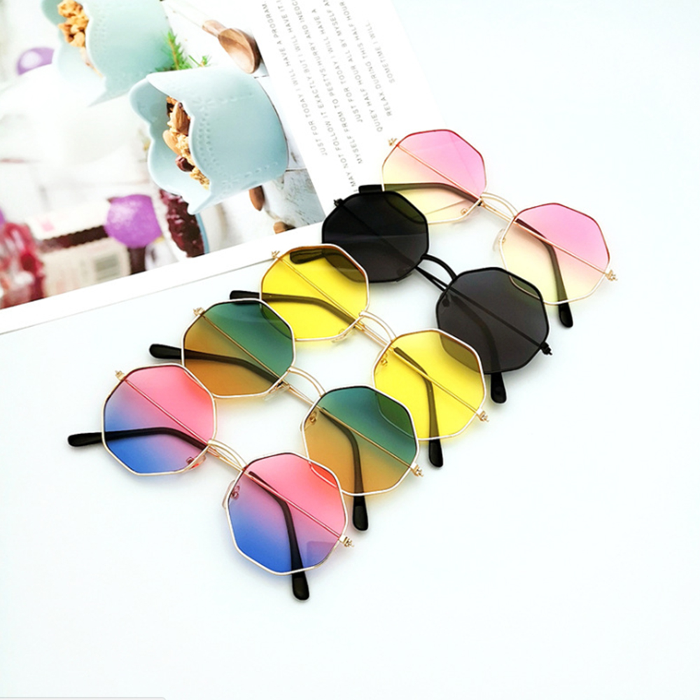 1PC nueva mujer Irregular chicas de plástico gafas de sol lentes gafas con montura metálica mujeres conductor gafas