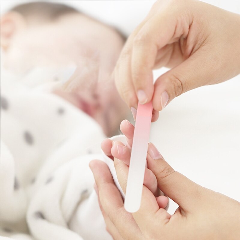 D55e 5 teiliges einstellen babynagelknipser, 5 in 1 sicherheits-babypflegeset mit schere, pinzette, nagelfeile, ohrenschmalzentfernungswerkzeug mit LED-licht für