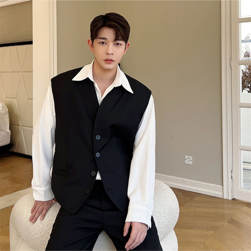 Men Korean Streetwear Vintage Loose Casual Suit Vest Male White Black Sleeveless Blazer Waistcoat Vest Jacket