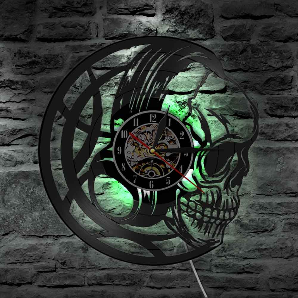 3D Watches Black Skull Head Wall Clock with LED Backlight Evil Skull Headphones 3D Lighted Sign Halloween Decorative