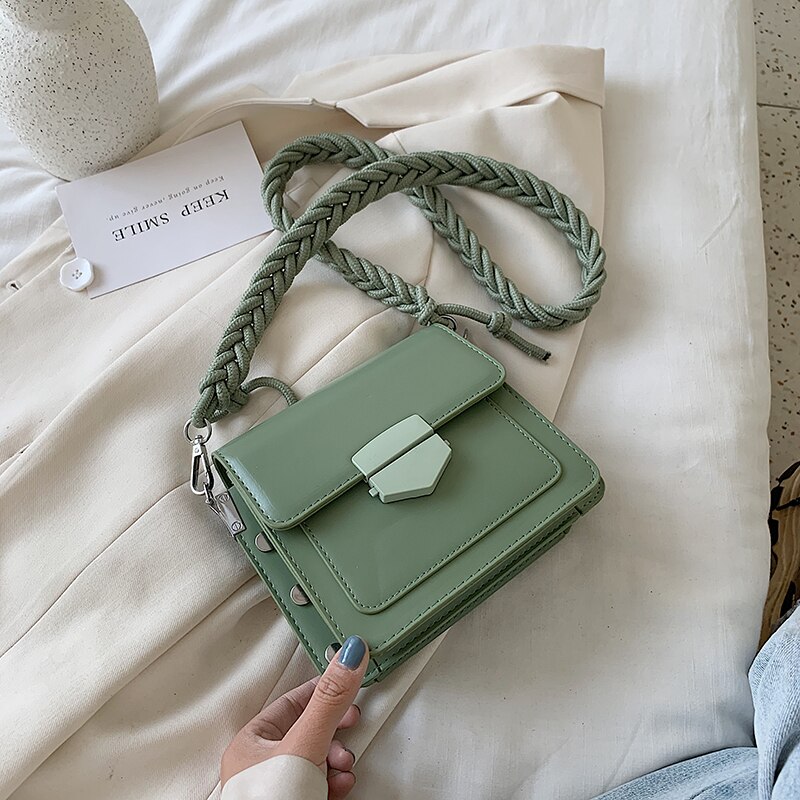 Solid color Square Crossbody bag PU Leather Women's Handbag Lock Shoulder Messenger Bag: Green