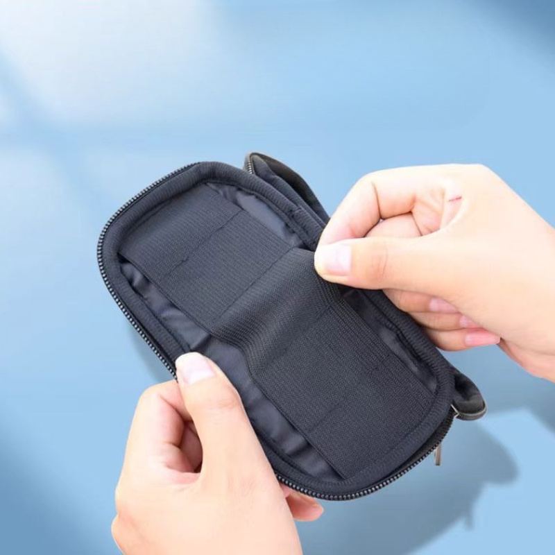USB-Flash-Laufwerk-Organizer-Etui/Tasche – Aufbewahrungsbox für Slot-Zubehör, einfaches Tragen, kleine Gegenstände für Büro, Zuhause und Reisen.