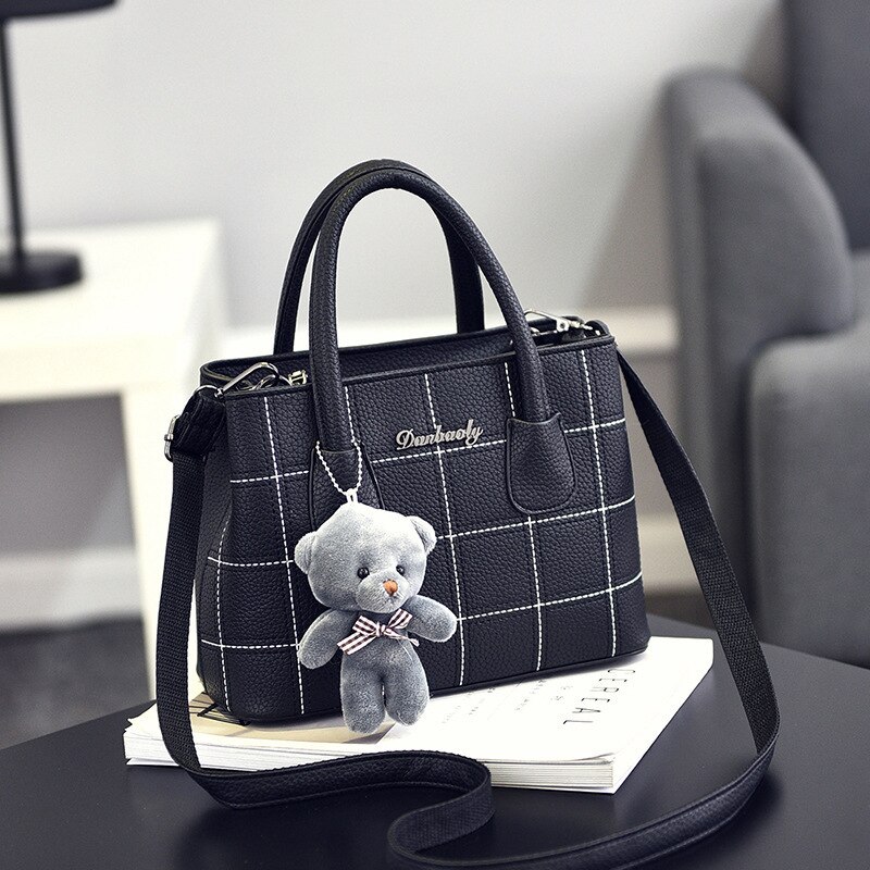 Sac à main en cuir Pu pour femmes, fourre-tout à motif à carreaux, petit sac à bandoulière, fourre-tout de dessin animé ours,: Black