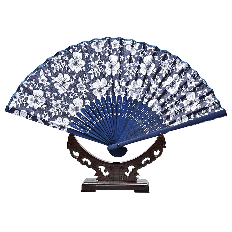 Bloem Chinese Stijl Blauw Stof Hand Ventilator Met Geverfd Blauw Bamboe Frame Wedding Party Favor