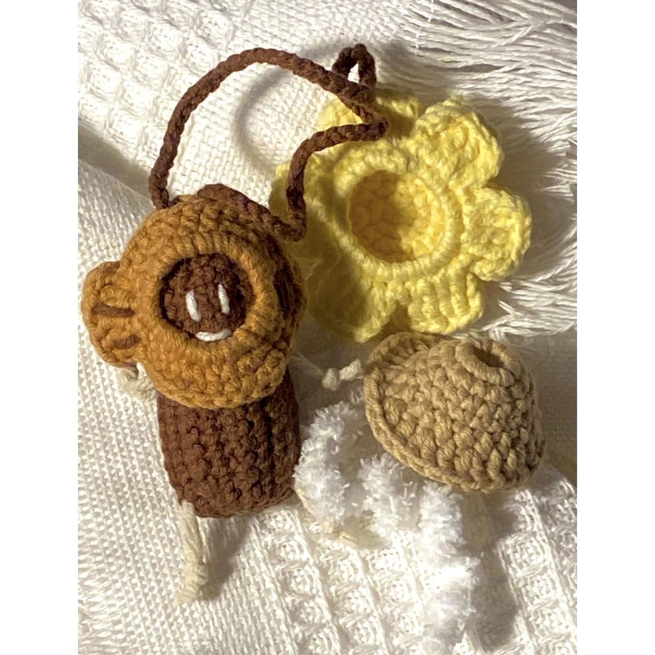 Hand gewebtes DIY-Material in Wolle Strick garn gehäKelt Puppe Fischhaut Erdnuss Anhänger Karikatur gestrickt Schlüssel bund Paar: Marine
