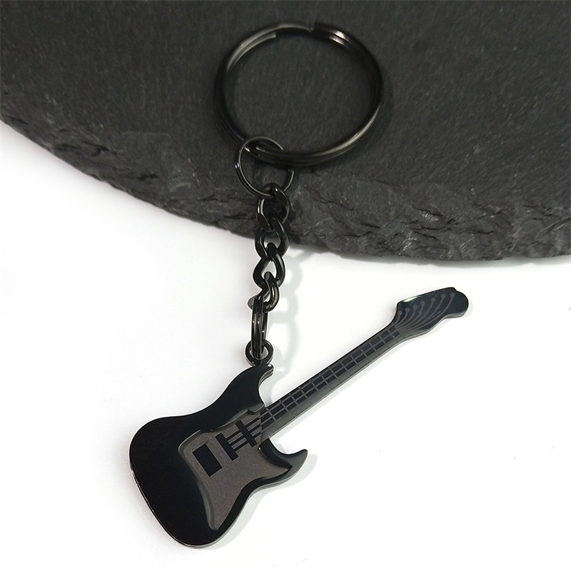 Llavero Musical de guitarra Goth Rock Y2k para mujeres y hombres, llavero con dije de bolsa de música estética negra de acero inoxidable, llaveros de joyería