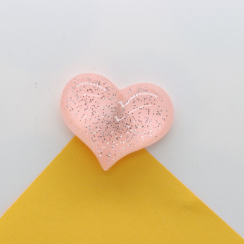 30mm fridge magnet pink shinny heart kids like girl like decoration magnetic sticker paper fixer paste art cafts: A model