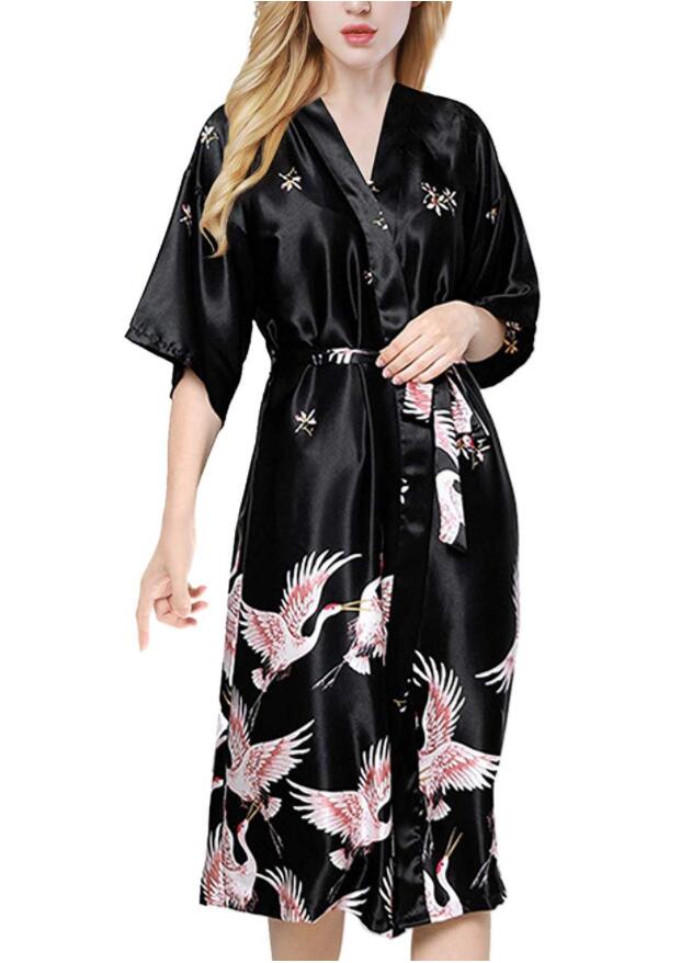 Grau Satin- Lange Bademantel Frauen Hochzeit Braut Brautjungfer Kleid Nachthemd Nachtwäsche Druck Kran Kimono Größe S M L XL XXL XXXL: S / Schwarz