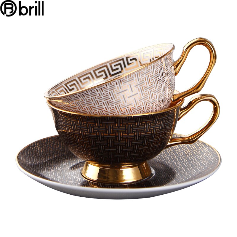 Luxury Gold Cup Set Retro Royal Tea Cup with Handle Spoon Vintage Bone China Tea Cup Set Tasas De Cafe Portable Cups Luxury