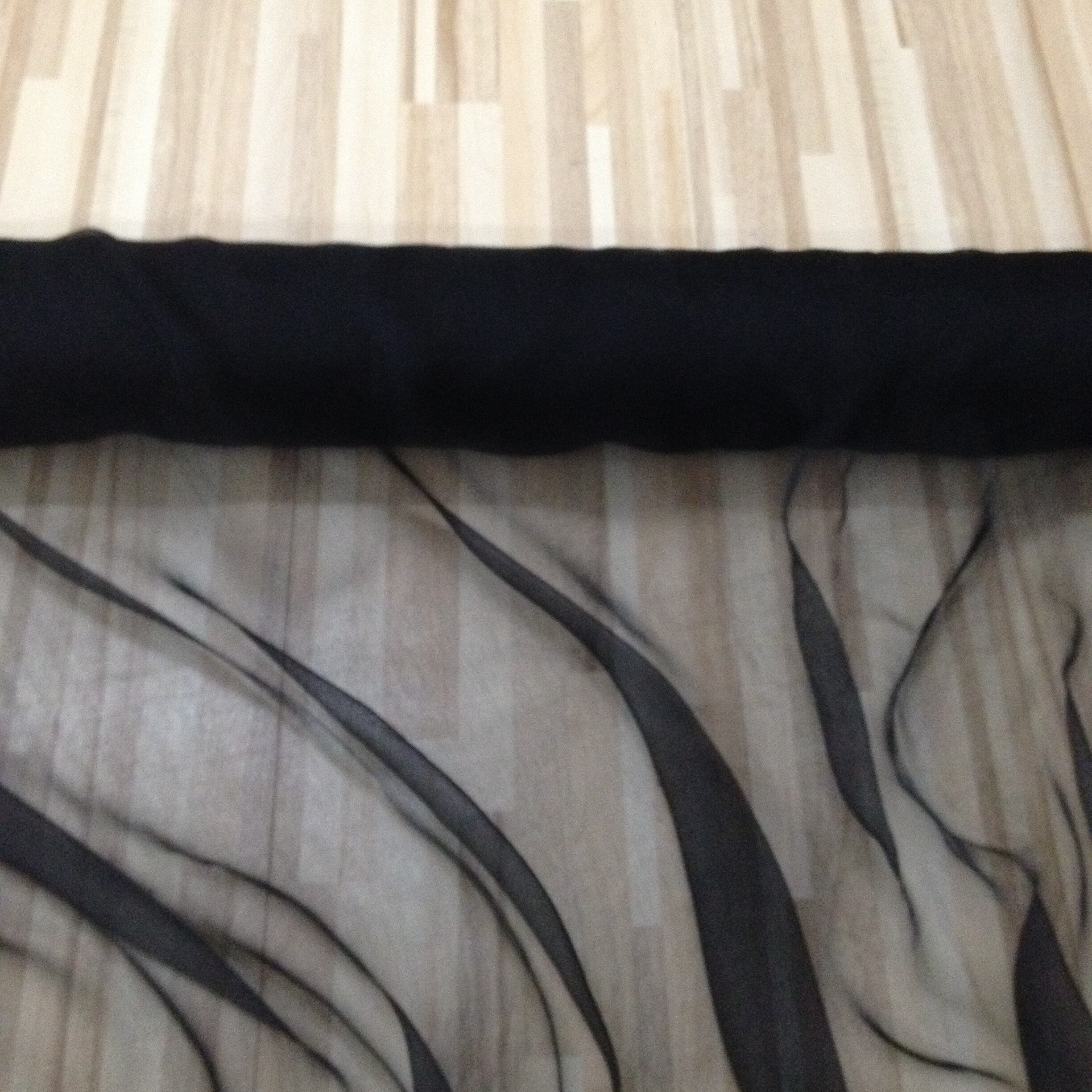 TULLE georgette fin en tissu 100% soie 6m, couleur: noir, largeur: 105cm, épaisseur: 3mm,