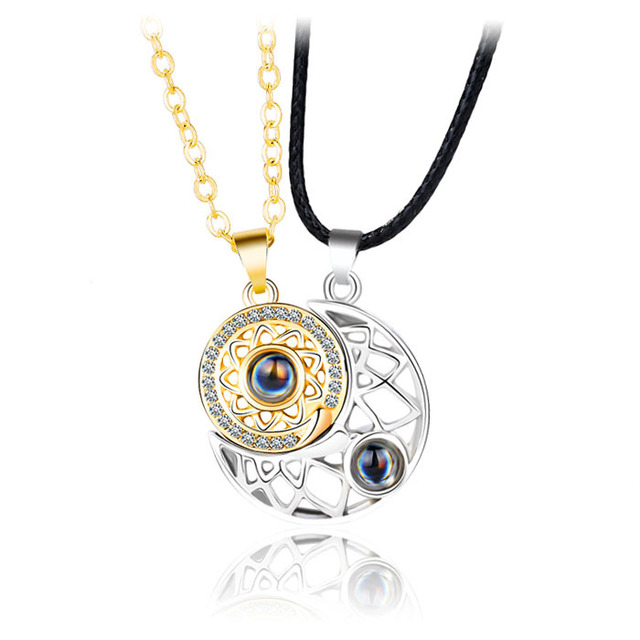 Collana coppia magnetica ti amo 100 lingue abbinate coppia collane collana pendente cuore per amico san valentino: Golden