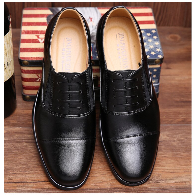 Zapatos de novedosa ligeros para hombre, calzado clásico a la , combina con todo, Formal, de negocios, novedad de