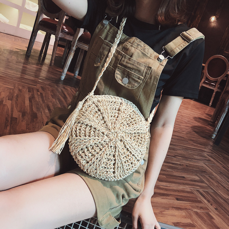 Women Cross Body Bag Round Circular Rattan Wicker Straw Woven Beach Basket Shoulder Bag: Beige