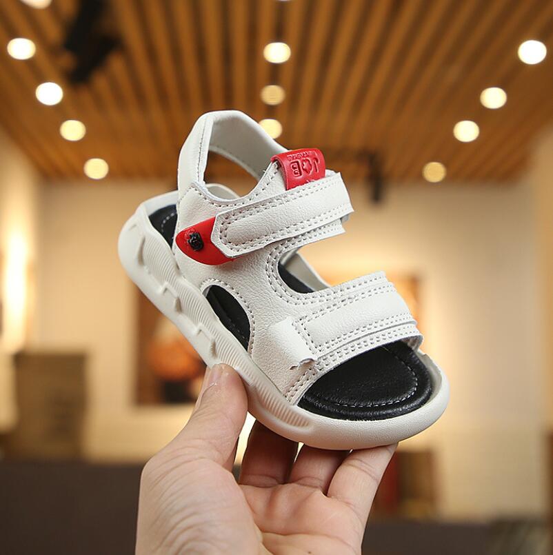 Garçons marques d'été sandales enfants semelle souple sandales de plage 2-14 ans anti-dérapant confortable mignon chaussures de Sport enfants chaussures en cuir: WHITE / 30