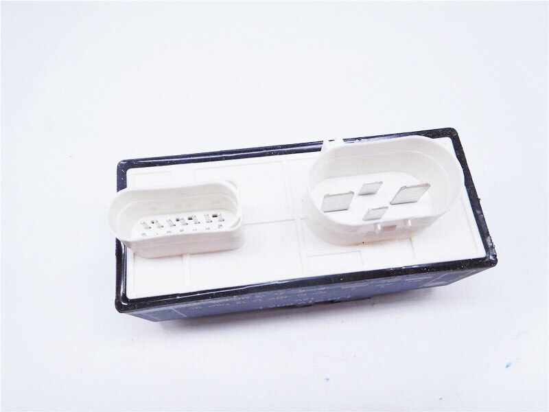 Fan Control Relais 1J0 919 506 L / 1J0919506L / 1J0 919 506L Voor V-W Golf MK4