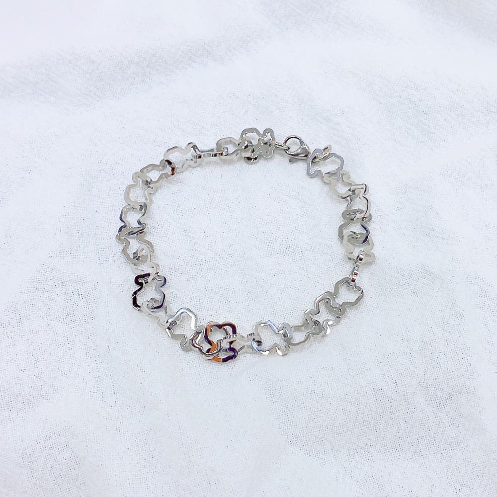 Vrouwen Mode Hollow Out Armband Schattige Beer Populaire Hangers Drie Kleuren Kan Kiezen