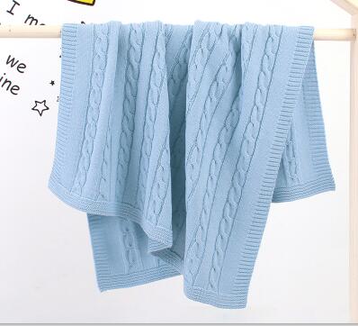 Baby tæppe strikket nyfødt swaddle wrap tæpper super blødt barn spædbarn sengetøj dyne til seng sofa kurv klapvogn tæpper: 82 w 527 lyseblå