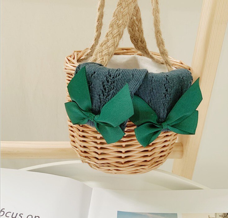 Ademende meisjes mesh kousen herfst kinderen zoete stijl effen kleur strik decoratie holle sokken tot halverwege de kuit
