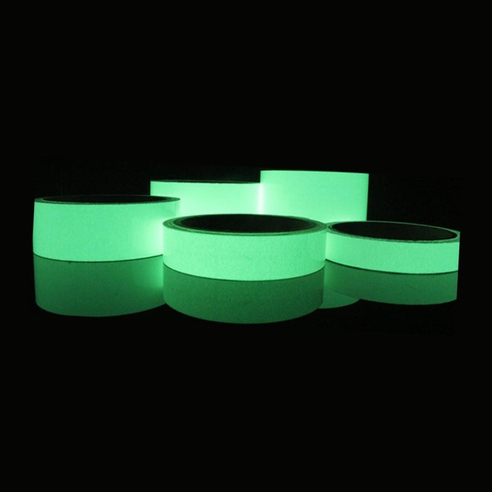 Iøjnefaldende grønt glødebånd sikkerhedsadvarseltape klistermærke aftageligt glødetape fluorescerende selvklæbende papir mørkt