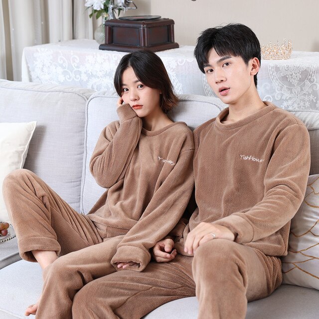 Pyjamas til par sæt tyk varm koral fleece homewear vinter lounge herretøj blød løst pyjamas kvinder hjemmetøj jakkesæt: Kaffe / Mænd (65-80kg)