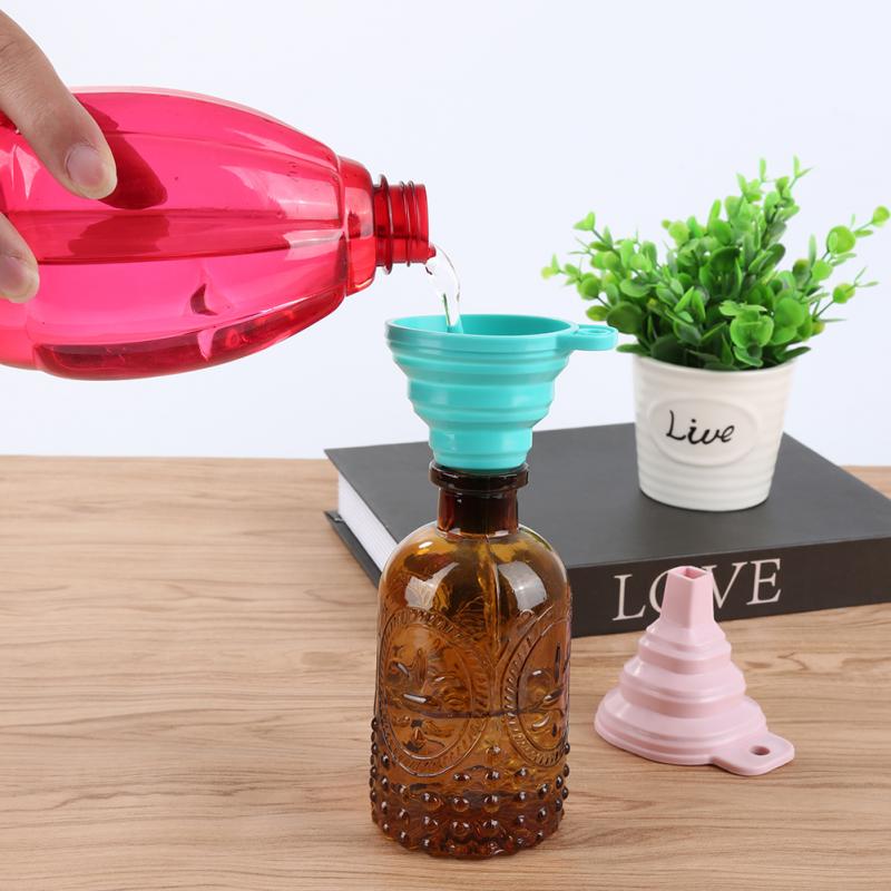 1PC Silicone Foldable Funnel Practical Collapsible Funnel Water Liquid Dispensing Oil Wine Filling Packing Heat Oil Resistant