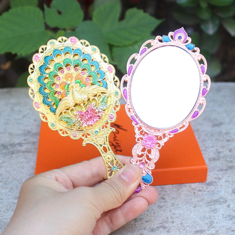 Travel retro makeup handle mirror comb set simple portable dormitory decor student mirror Peacock mirror LB41613