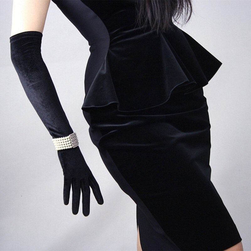 Eleganti guanti da sera in velluto dorato femminile guanti invernali sottili a dito pieno 43cm lunghi Sexy neri elastici caldi guanti da guida H47