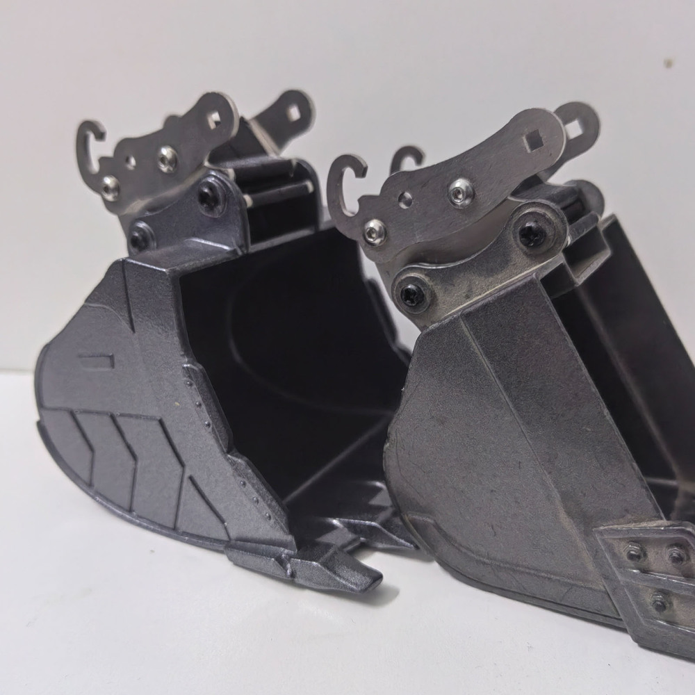 Manual Bucket Changer Quick Release Excavator Bucket Modification Kit for Huina 350/550/560/580/592/593/594/1580 RC Excavator