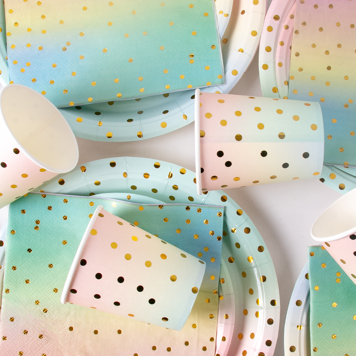 Pastelowa tęczowa impreza urodzinowa jednorazowa zastawa stołowa złota kropka tęczowy gradientowy papierowy talerz kubek serwetka urodziny materiały ślubne