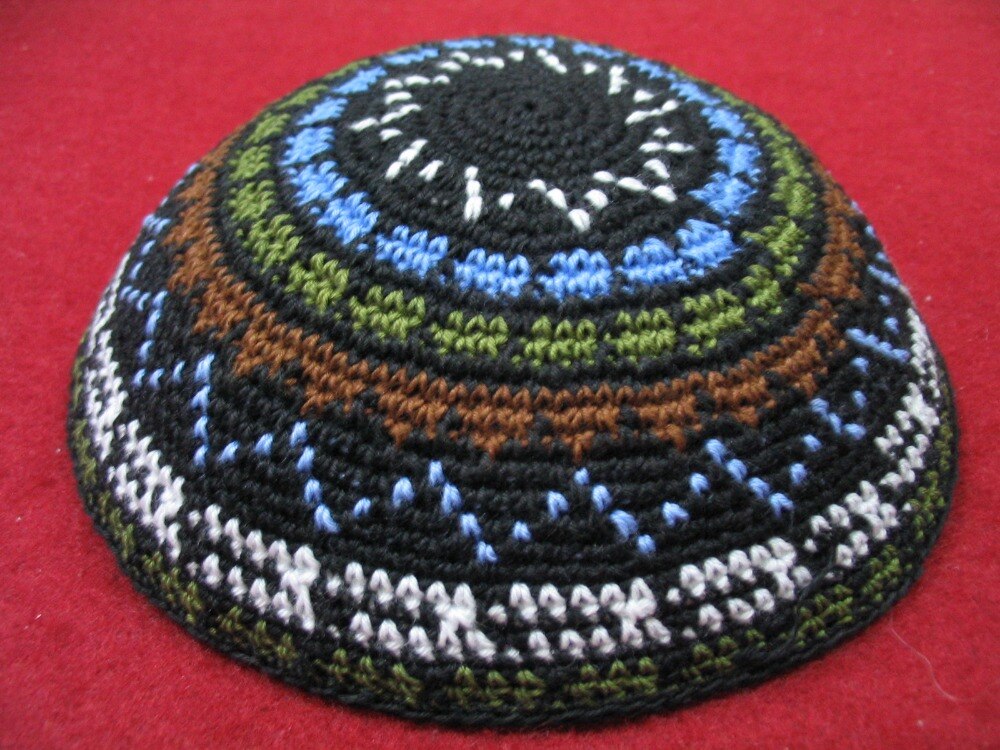 HANDMADE KNITTED YARMULKE KIPPAH
