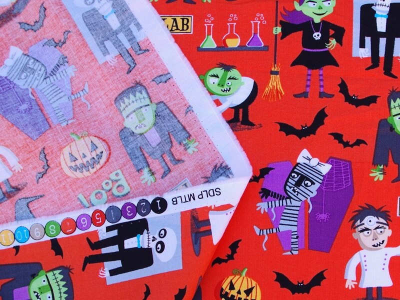 140cmx100cm Cotton Fabric for textile, pathwork, cloth - Cartoon on orange background