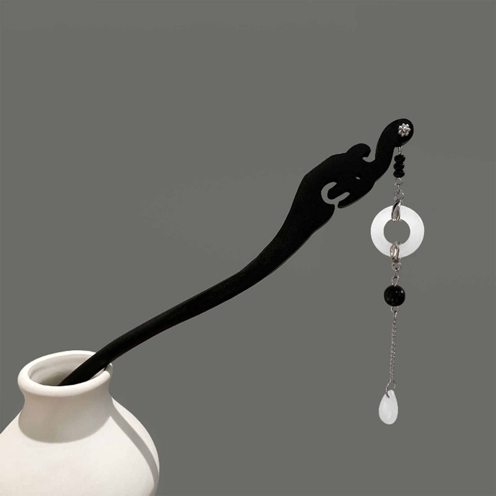 Palillos de pelo de madera de estilo chino Vintage para mujeres y niñas, horquilla con borla de Luna, Clip para el pelo, tocado Hanfu, joyería, accesorios para el cabello: Latón Plateado