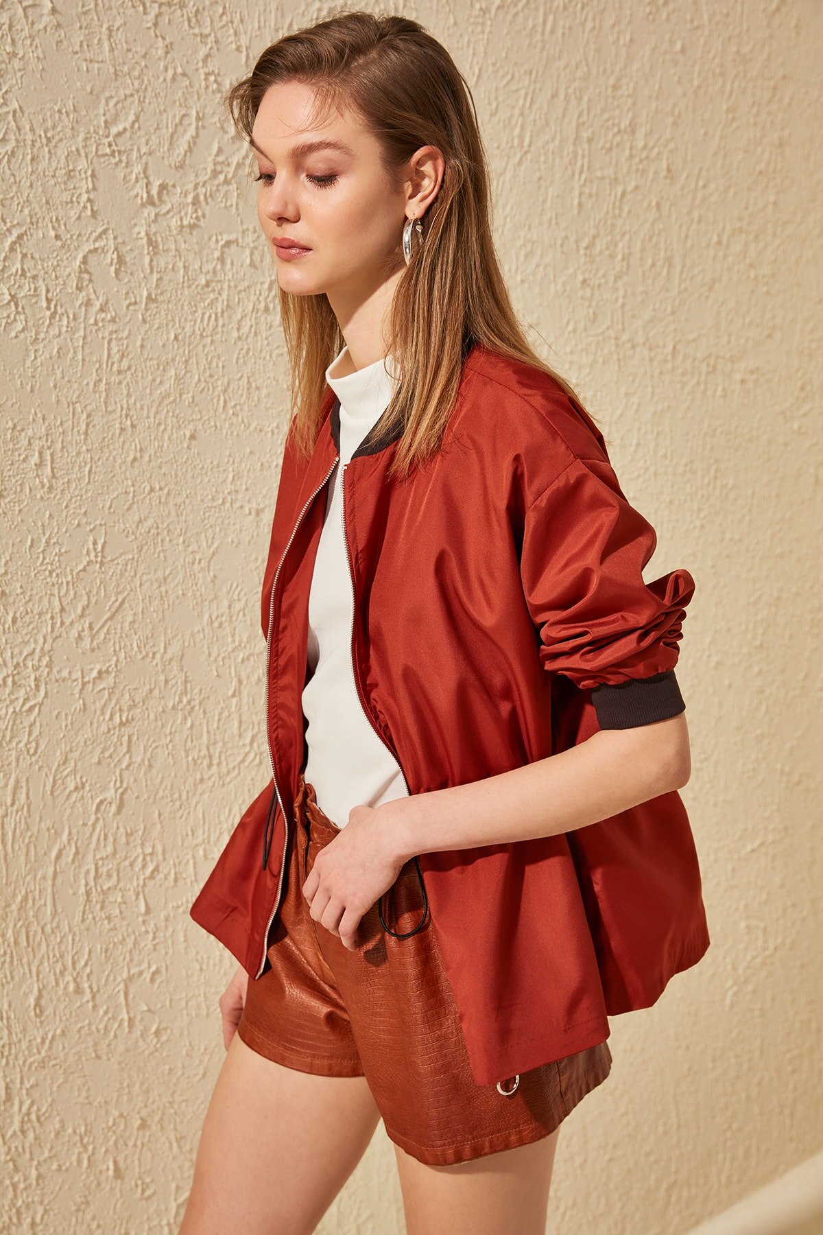 Trendyol Articulated Shirred Zipper It Should Cover Ribana DETAILED coats TWOSS20MO0006