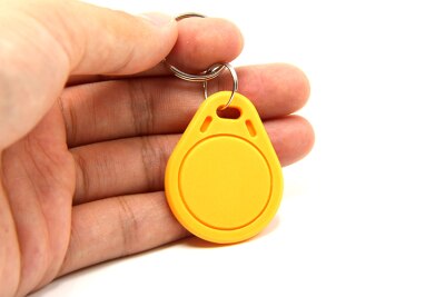 100Pcs Multicolor Ic-Uid Tag Herhaald Wissen Sleutelhanger Veiligheid Bescherming Toegangscontrole Tool Verwisselbare 13.56Mhz Ic Tag keyfob: yellowUIDkey-100pcs