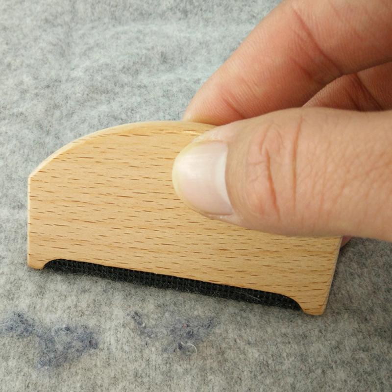 1Pc Portable Wood Hair Removal Comb Cashmere Pilling Remover Cloths Sweater Lint Remover Shaver Comb Household Cleaning Tool