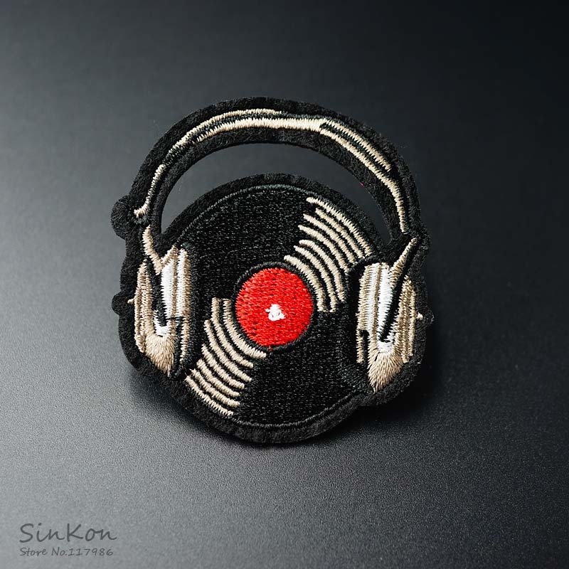 Muziek Opnemen Size:5.2X5.8 Cm Iron On Patch Sew Geborduurde Applique Stof Voor Jas Badge Kleding Stickers
