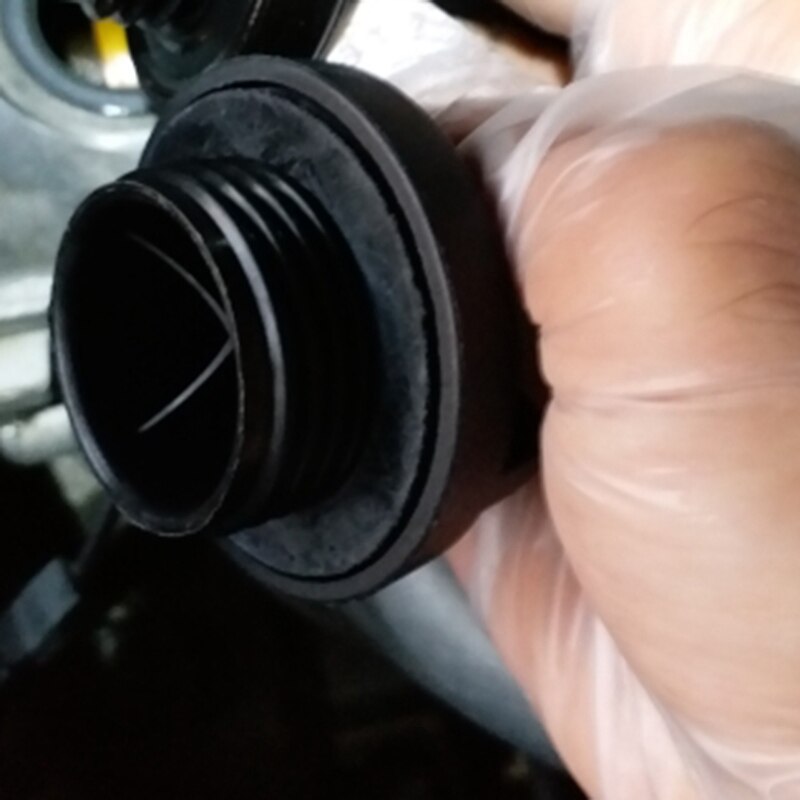 Bouchon De Remplissage D'huile Moteur 121800H012 / 1218028010 - Pour Toyota 4Runner, Camry, Sienna, Lexus ES350, Etc. (2001-2015)