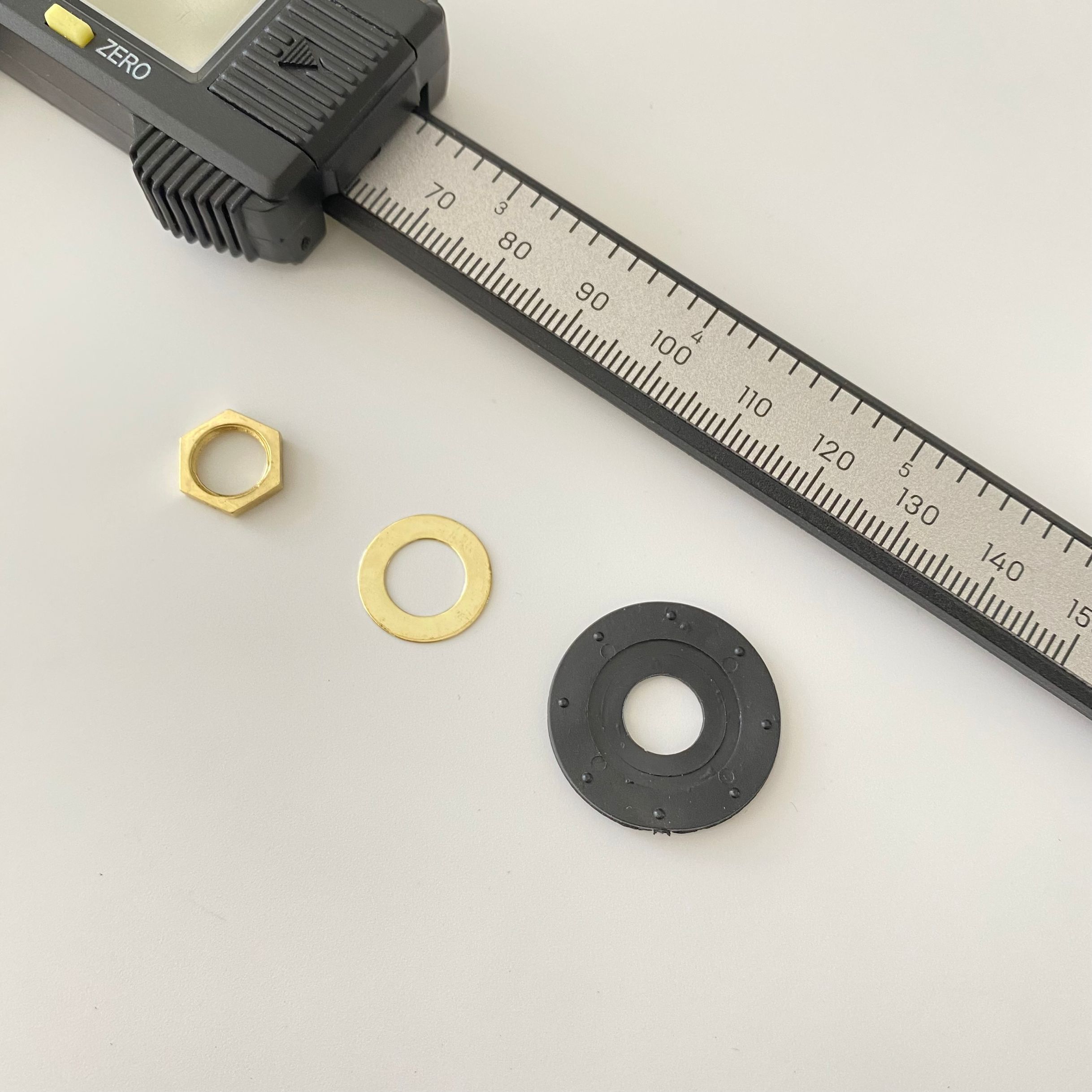 Klokonderdelen - Zeskantmoer Schroefdop Metaalrubber Afdichting - Quartz Uurwerk Reparatiedeel