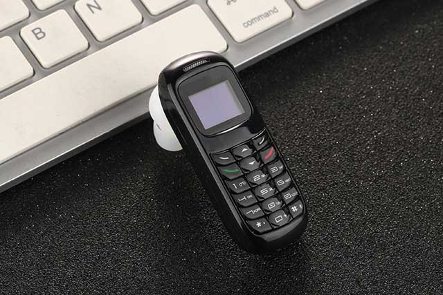 Gtstar Bm70 Bluetooth Mini Mobiele Telefoons Magic Voice Stere Bluetooth Dialer Draadloze Hoofdtelefoon Kid Mobiele Telefoon Dialer Voor Pk BM50: Black