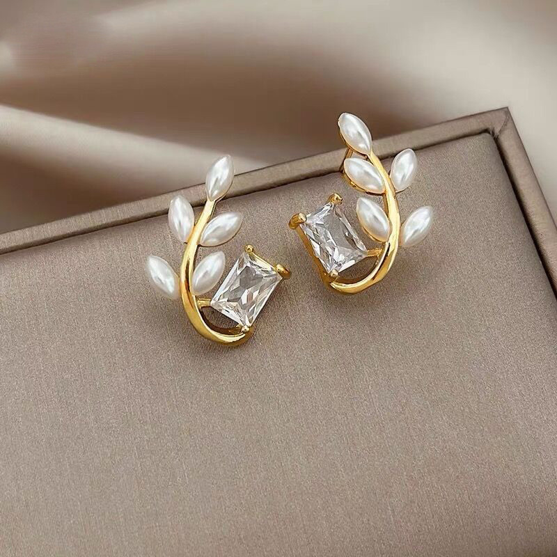Pendientes de tuerca de bola de perlas de imitación Retro francés para mujer, joyería de , accesorios simples elegantes, al por mayor, , 2023: Chapado en zinc azul