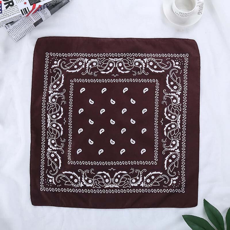 Vintage print bandana til kvinder hårtilbehør hovedtørklæde hovedbeklædning armbånd lomme håndklæde kvinde bandanas pandebånd 55*55cm: Brun
