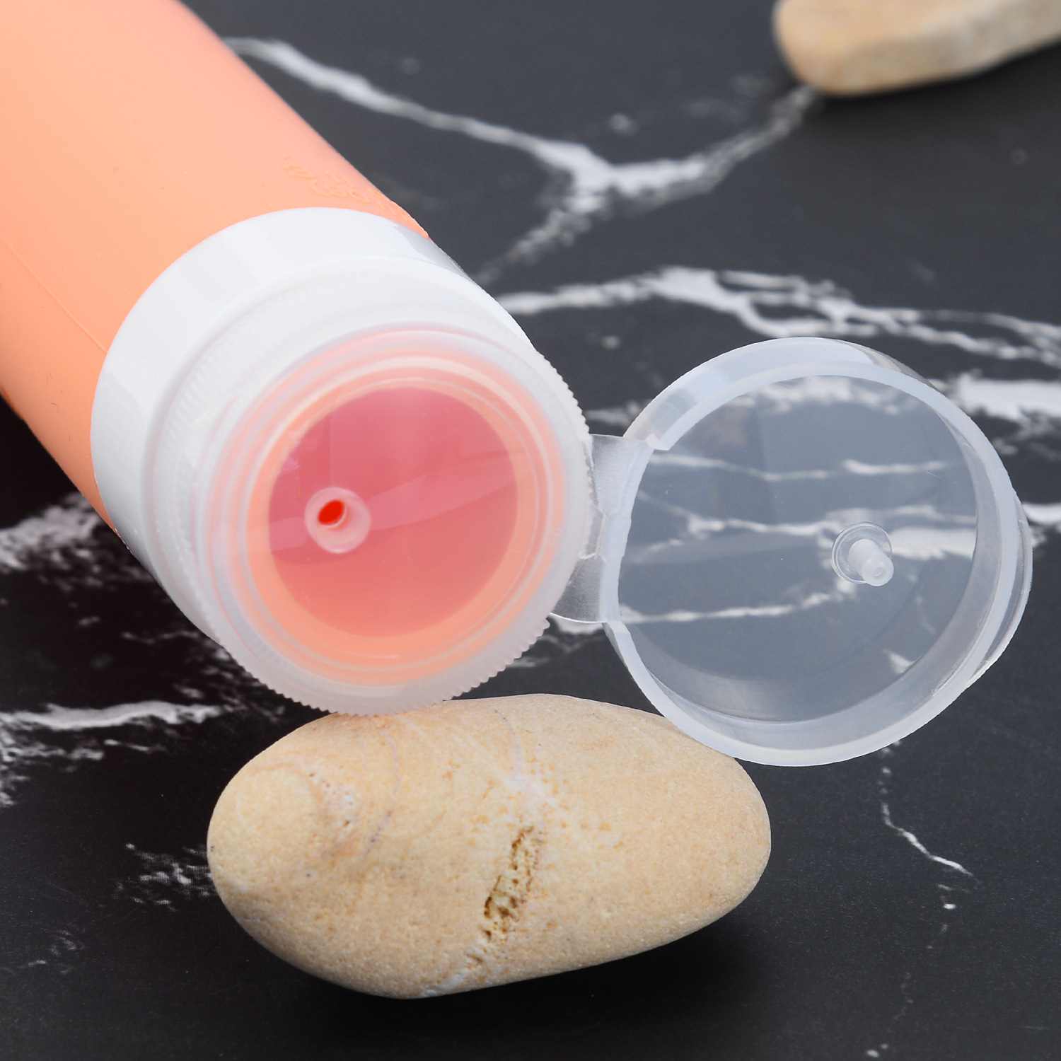 17- pack reseflaskor, tsa-godkända, läckagesäkra, klämbara silikonbehållare för toalettartiklar, balsam, schampo och lotion