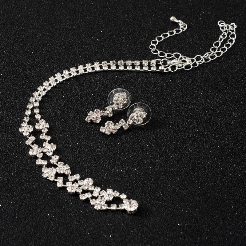 Mode Vrouwen Ketting Oorbellen Set Lichtmetalen Strass Bruiloft Bridal Lady Dangle Earring Kettingen Sieraden Accessoires