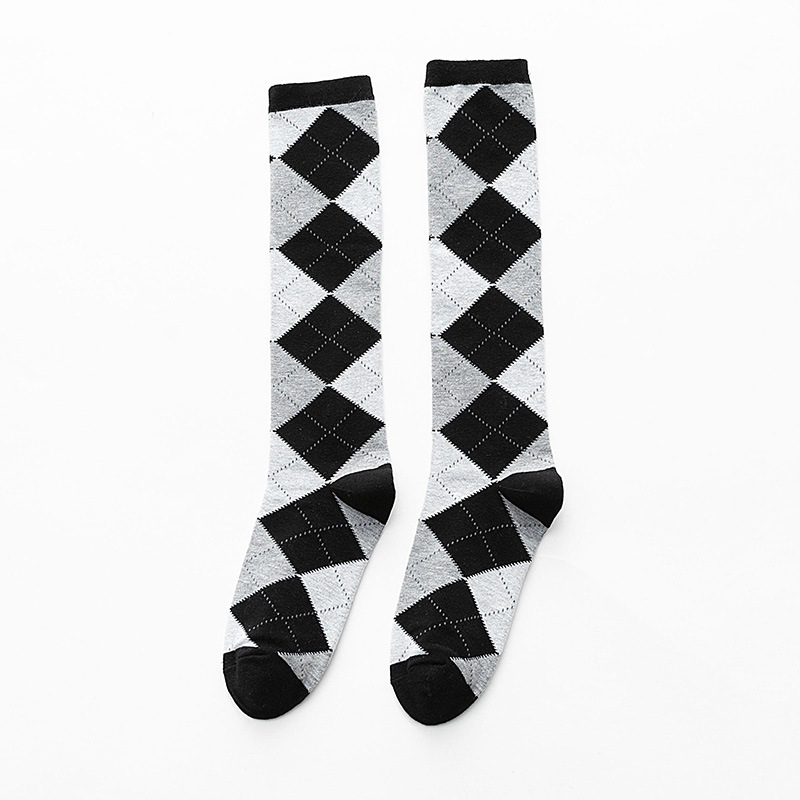 Dreamlikelin Autumn Winter Harajuku Girls Cotton Socks Female Uniform Argyle Socks Wing Rhombus Kawaii High Tube Knee Socks: StyleB Black