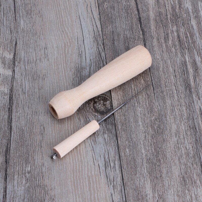 Viltnaald met houten houder HOBBiBUZZ Viltnaald met houten houder HOBBiBUZZ